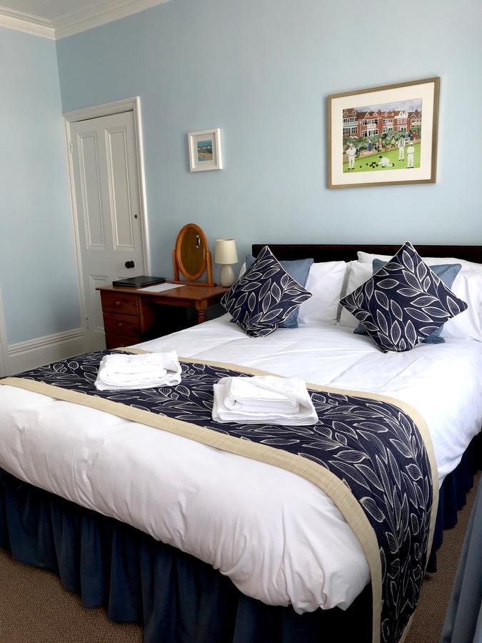 By The Sea Bed And Breakfast WTA-toernooi van WTA-toernooi van Eastbourne Buitenkant foto