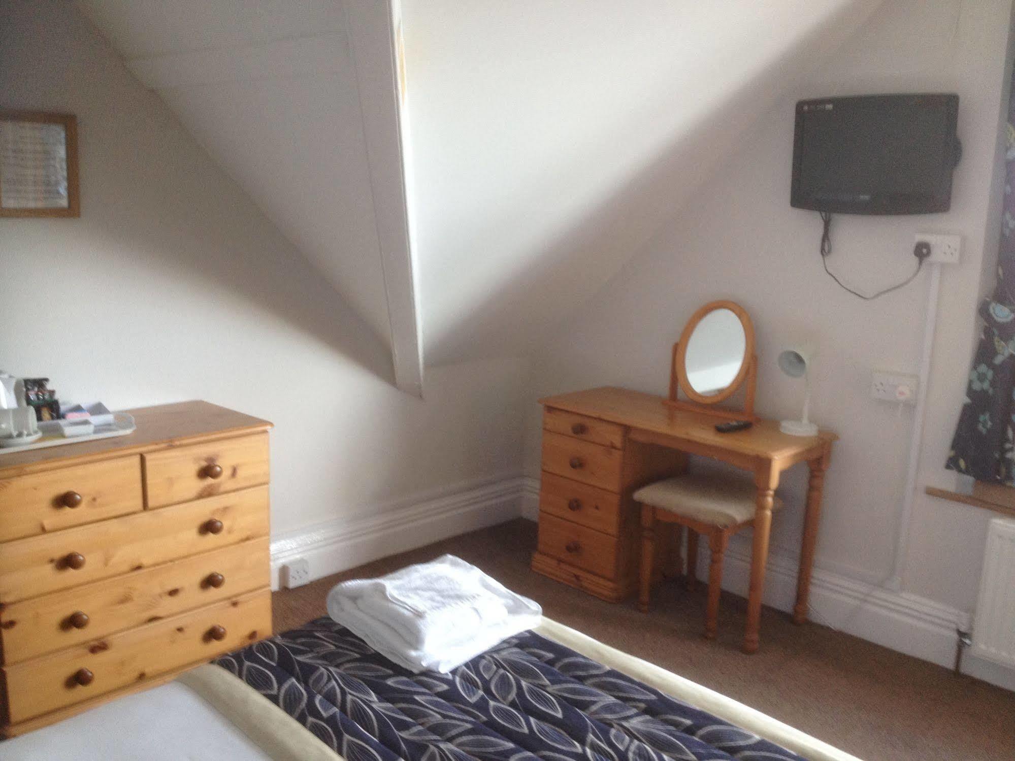 By The Sea Bed And Breakfast WTA-toernooi van WTA-toernooi van Eastbourne Buitenkant foto
